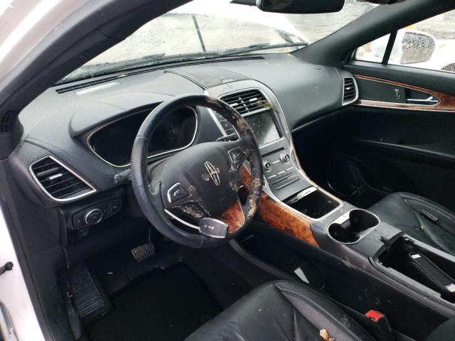 2LMPJ8LR6JBL35249 - 2018 LINCOLN MKX RESERVE WHITE photo 8