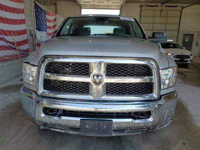 3C6UR5CJ7JG259971 - 2018 RAM 2500 ST Silber Foto 5