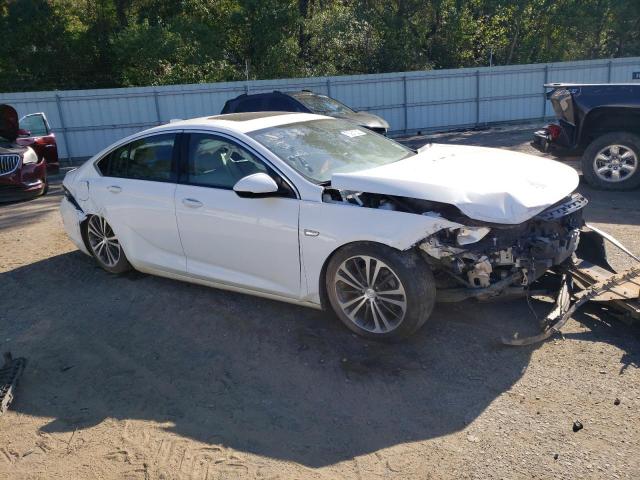 W04GP6SX6J1139661 - 2018 BUICK REGAL ESSENCE WHITE photo 4