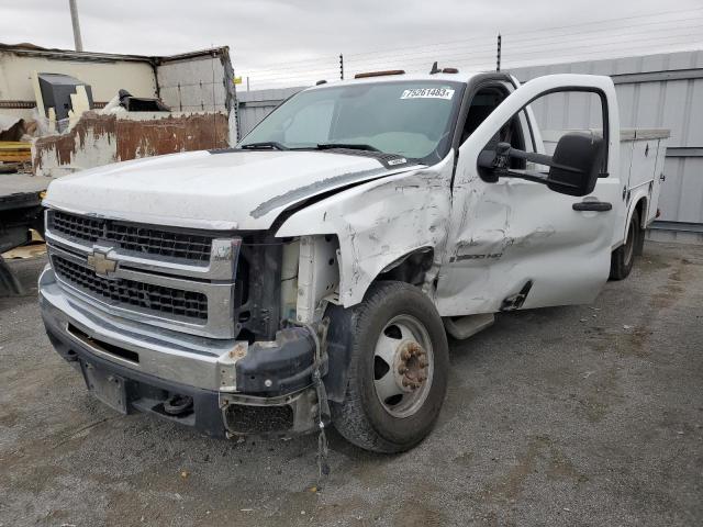 1GBJC34K88E149932 - 2008 CHEVROLET SILVERADO C3500 WHITE photo 1