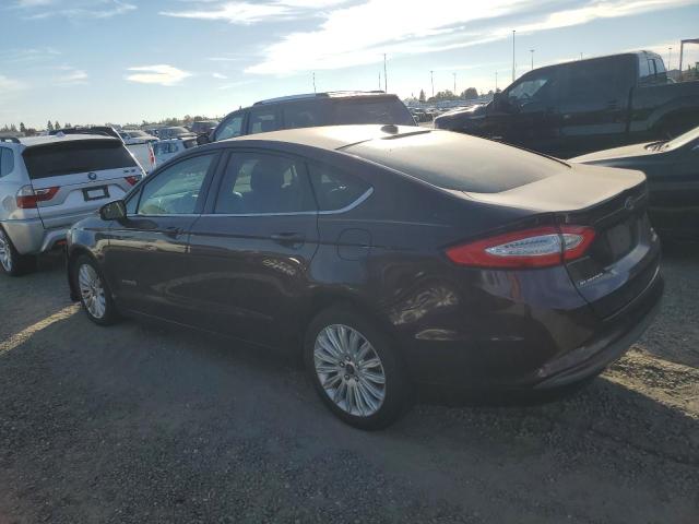 3FA6P0LU0DR379453 - 2013 FORD FUSION SE HYBRID RED photo 2