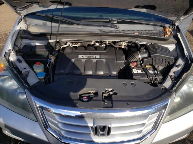 5FNRL3H63AB066117 - 2010 HONDA ODYSSEY EXL SILVER photo 12