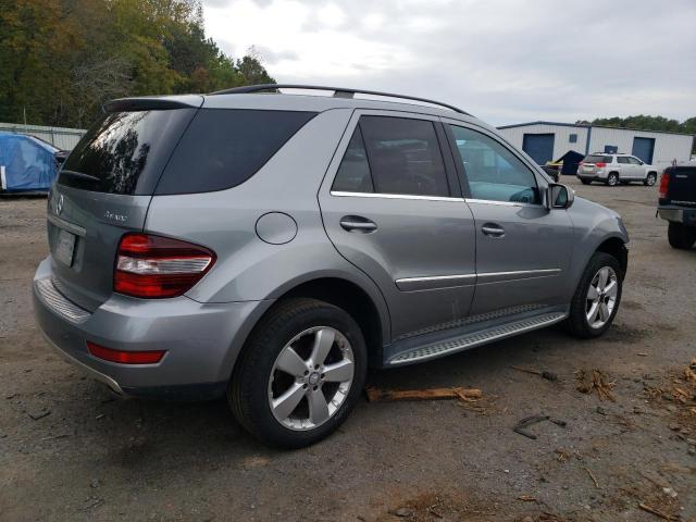 4JGBB8GB8AA599455 - 2010 MERCEDES-BENZ ML 350 4MATIC GRAY photo 3