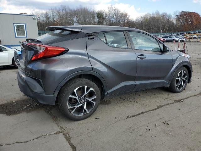 NMTKHMBXXJR017212 - 2018 TOYOTA C-HR XLE GRAY photo 3