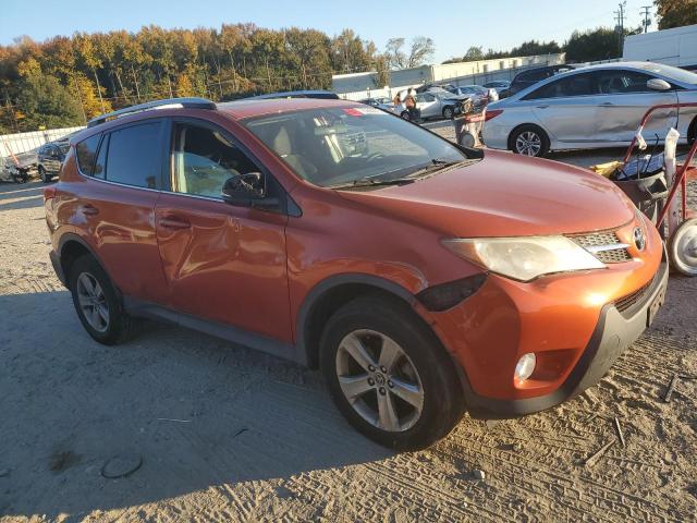 2T3WFREVXFW182828 - 2015 TOYOTA RAV4 XLE ORANGE photo 4