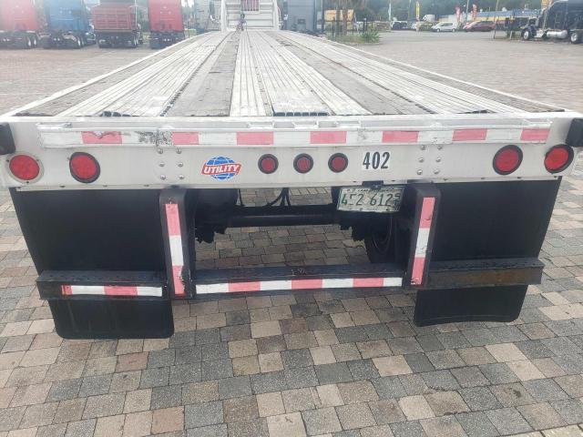 1UYFS2487CA239402 - 2012 UTILITY 48 X 102 BLACK photo 6