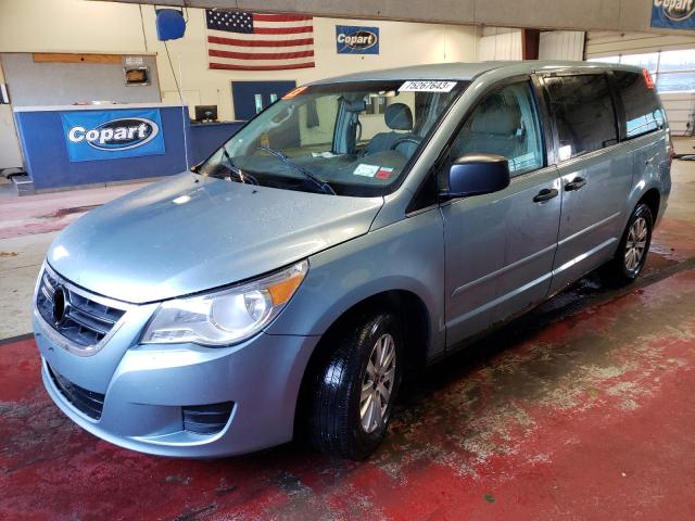 2V8HW44129R550111 - 2009 VOLKSWAGEN ROUTAN S BLUE photo 1