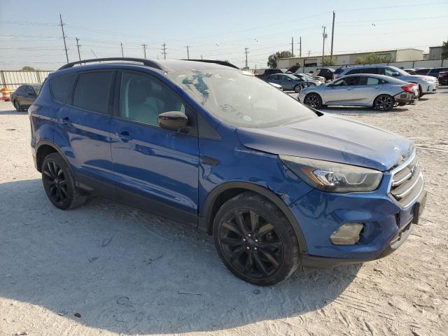 1FMCU0GDXJUB52500 - 2018 FORD ESCAPE SE BLUE photo 4