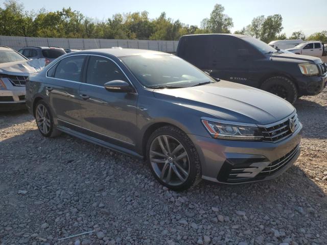 1VWDT7A34HC077780 - 2017 VOLKSWAGEN PASSAT R-LINE GRAY photo 4