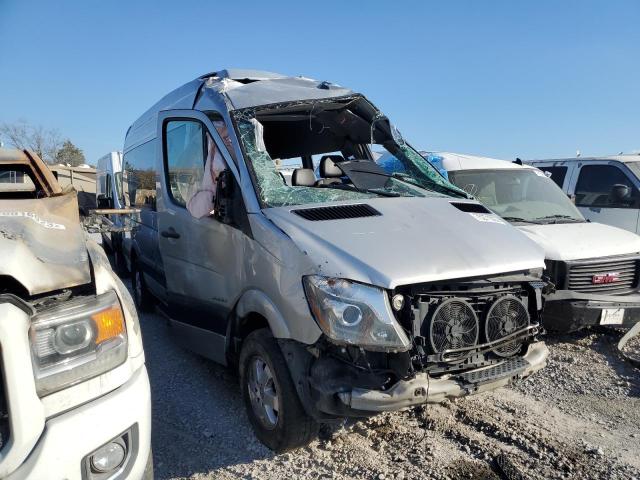 8BRPE8DD0GE126379 - 2016 MERCEDES-BENZ SPRINTER 2500 SILVER photo 4