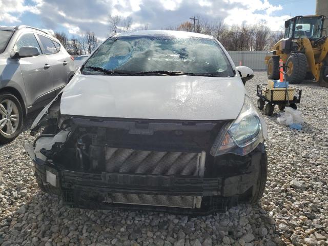 KNADM4A33G6675027 - 2016 KIA RIO LX WHITE photo 5