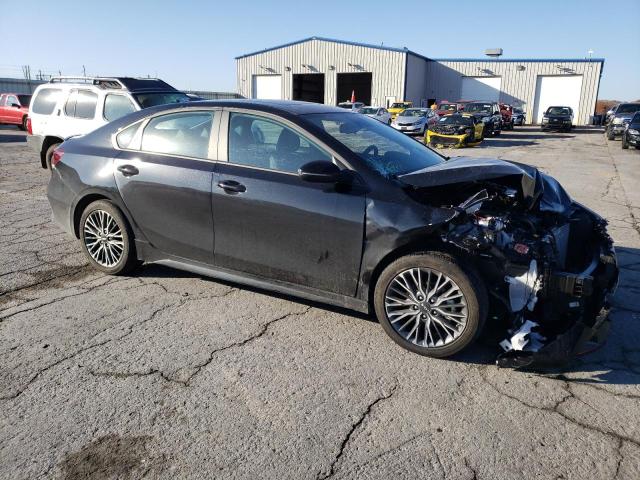 3KPF54AD6RE691303 - 2024 KIA FORTE GT LINE BLACK photo 4