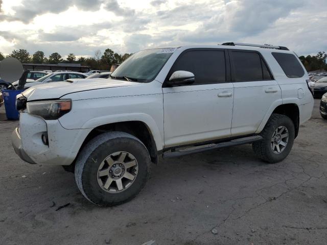 2015 TOYOTA 4RUNNER SR5, 