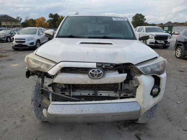 JTEBU5JR4F5209711 - 2015 TOYOTA 4RUNNER SR5 WHITE photo 5