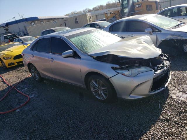 4T1BF1FKXFU010957 - 2015 TOYOTA CAMRY LE SILVER photo 4