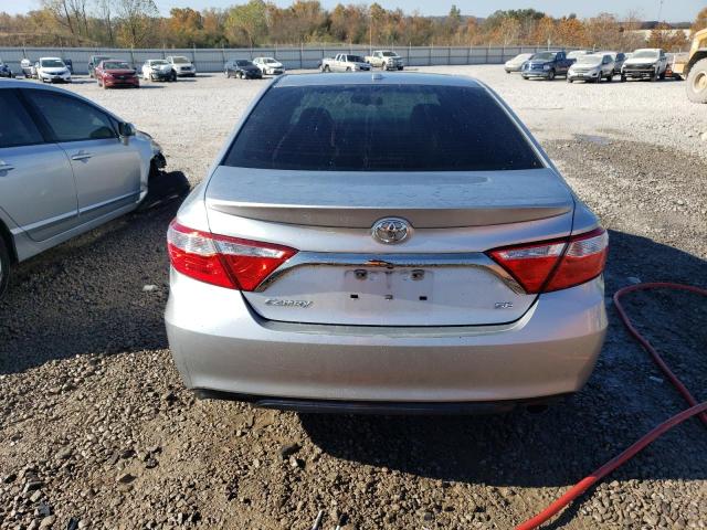 4T1BF1FKXFU010957 - 2015 TOYOTA CAMRY LE SILVER photo 6