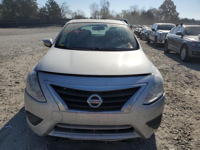 3N1CN7APXKL834370 - 2019 NISSAN VERSA S SILVER photo 5