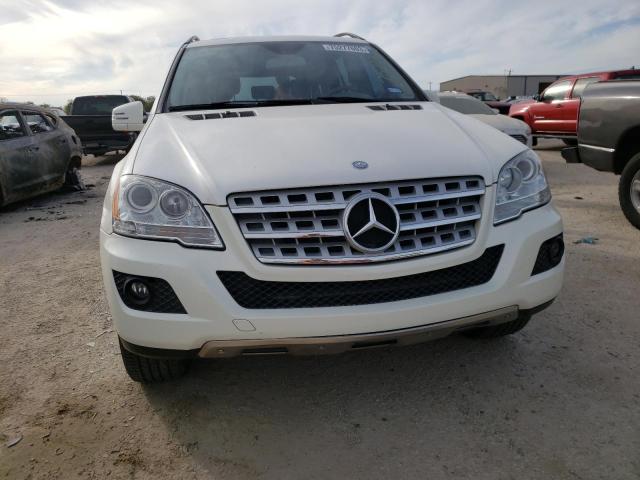 4JGBB8GB5BA728656 - 2011 MERCEDES-BENZ ML 350 4MATIC WHITE photo 5
