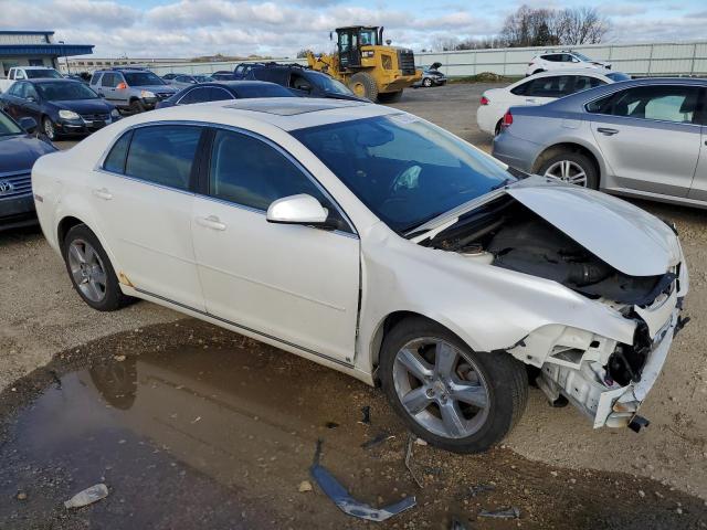 1G1ZD5EB1AF109318 - 2010 CHEVROLET MALIBU 2LT WHITE photo 4