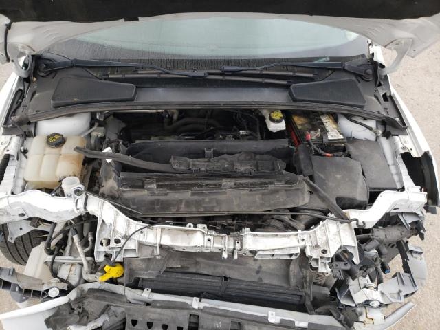 1FADP3F21JL225296 - 2018 FORD FOCUS SE WHITE photo 11