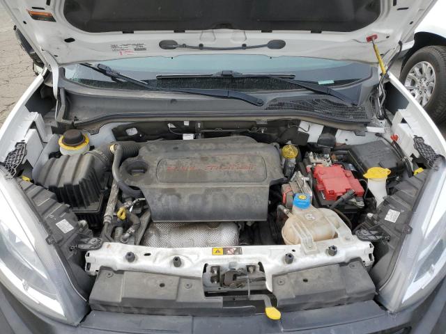 ZFBHRFAB3K6N74087 - 2019 RAM PROMASTER თეთრი ფოტო 12