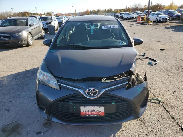 VNKKTUD31FA037306 - 2015 TOYOTA YARIS CHARCOAL photo 5