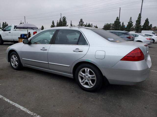 1HGCM56346A129590 - 2006 HONDA ACCORD SE SILVER photo 2