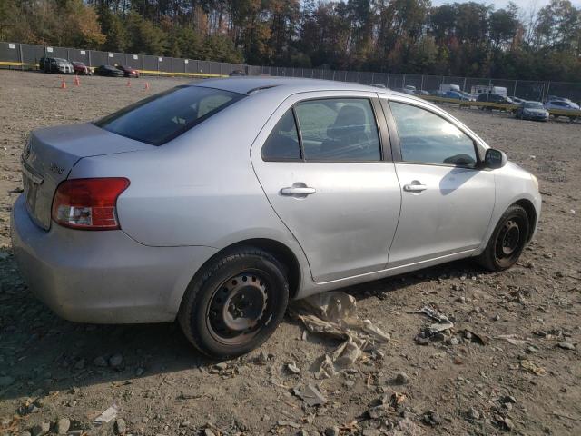 JTDBT923971026760 - 2007 TOYOTA YARIS SILVER photo 3