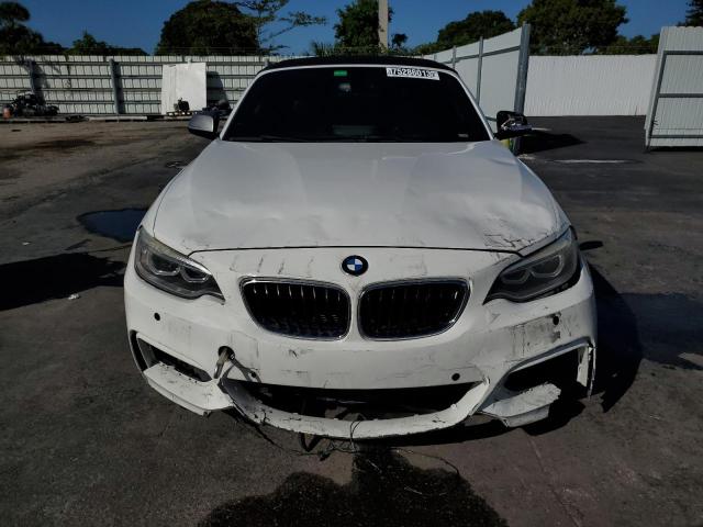 WBA1M1C56GV394118 - 2016 BMW M235I WHITE photo 5