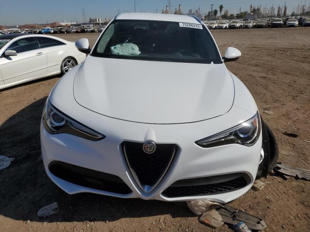 ZASPAJAN5L7C74275 - 2020 ALFA ROMEO STELVIO WHITE photo 5