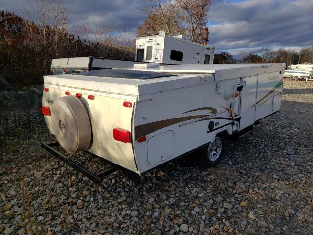 4X4CFS212BD166605 - 2011 FLAG CAMPER WHITE photo 4