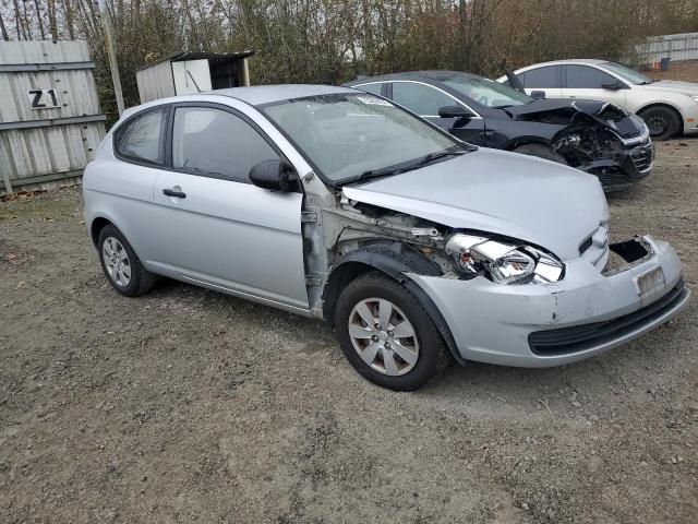 KMHCM36C09U137834 - 2009 HYUNDAI ACCENT GS SILVER photo 4