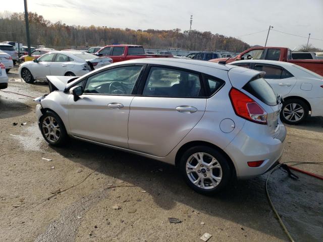 3FADP4EJ0FM204802 - 2015 FORD FIESTA SE SILVER photo 2