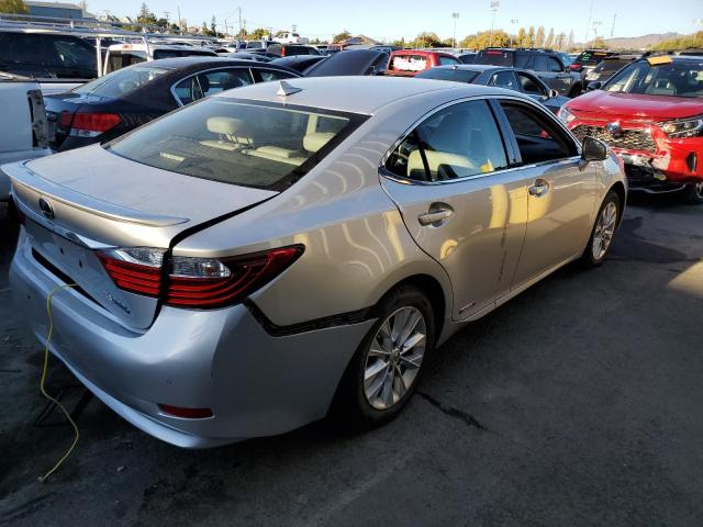 JTHBW1GG4E2053827 - 2014 LEXUS ES 300H SILVER photo 3