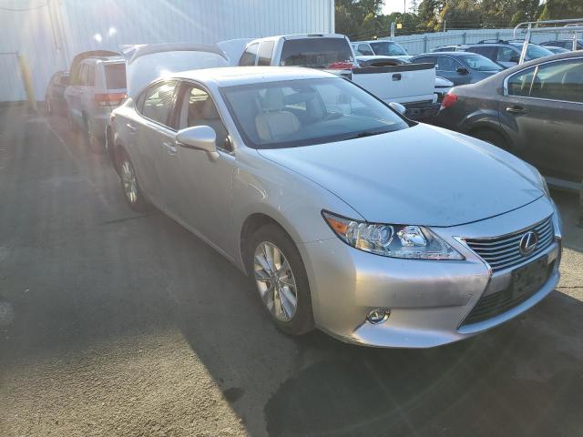 JTHBW1GG4E2053827 - 2014 LEXUS ES 300H SILVER photo 4