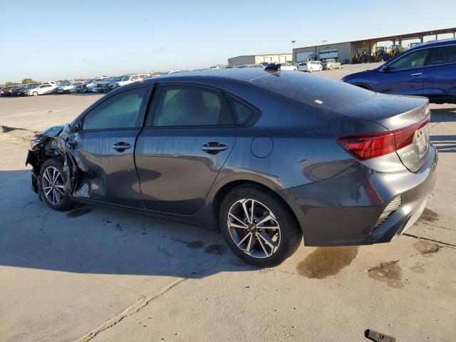 3KPF24AD2NE440359 - 2022 KIA FORTE FE GRAY photo 2