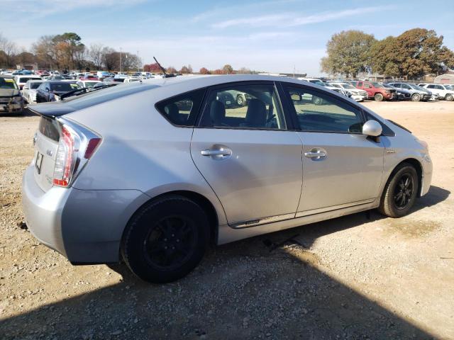 JTDKN3DU1C1611629 - 2012 TOYOTA PRIUS SILVER photo 3