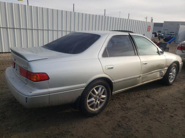 JT2BF22K8Y0273306 - 2000 TOYOTA CAMRY CE SILVER photo 3