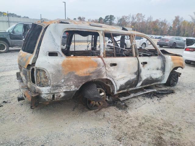 JTJHT00W423513104 - 2002 LEXUS LX 470 BURN photo 3