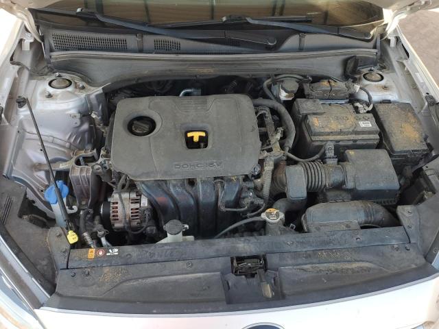 3KPF24AD6KE126581 - 2019 KIA FORTE FE SILVER photo 11