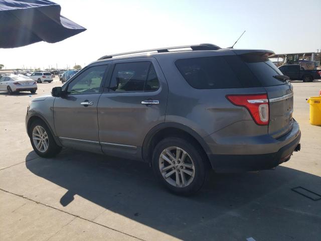 1FMHK7D86CGA54903 - 2012 FORD EXPLORER XLT GRAY photo 2