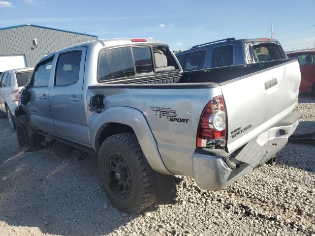 3TMLU4ENXDM126818 - 2013 TOYOTA TACOMA DOUBLE CAB SILVER photo 2