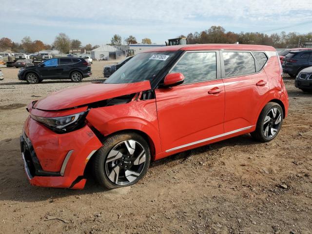 KNDJ53AU7P7212646 - 2023 KIA SOUL GT LINE RED photo 1