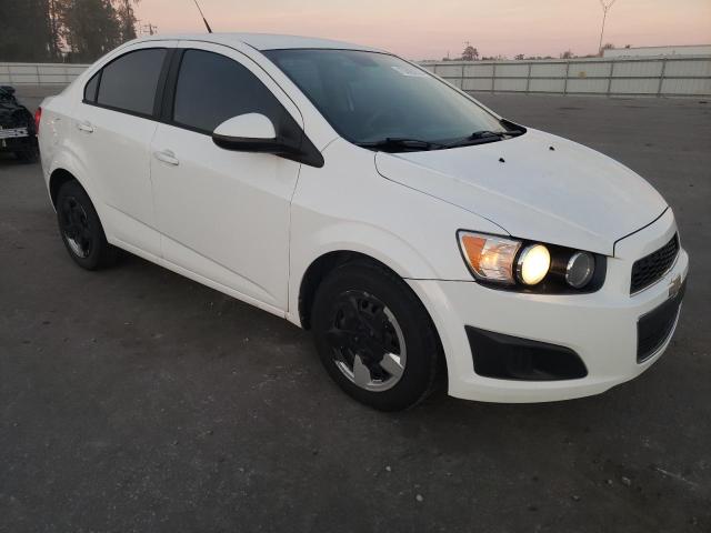 1G1JA5SH1D4123704 - 2013 CHEVROLET SONIC LS WHITE photo 4