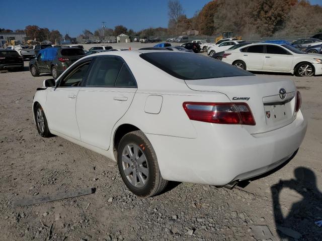 4T1BK46K88U563476 - 2008 TOYOTA CAMRY LE WHITE photo 2