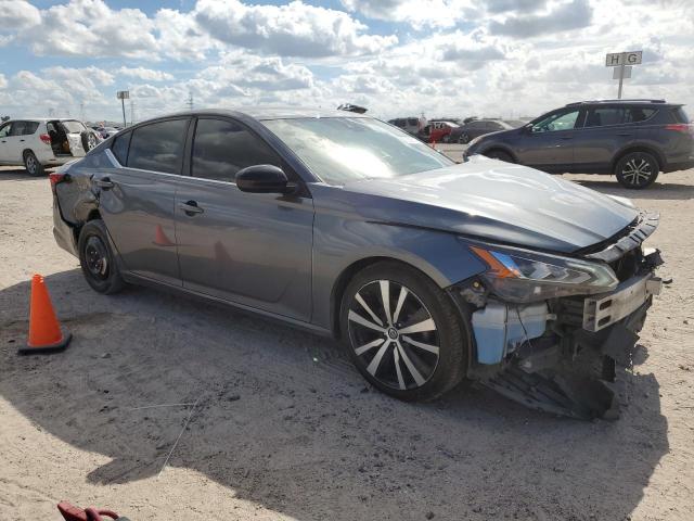 1N4BL4CV5LC127463 - 2020 NISSAN ALTIMA SR GRAY photo 4