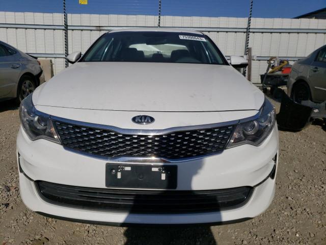 5XXGU4L34GG018218 - 2016 KIA OPTIMA EX WHITE photo 5