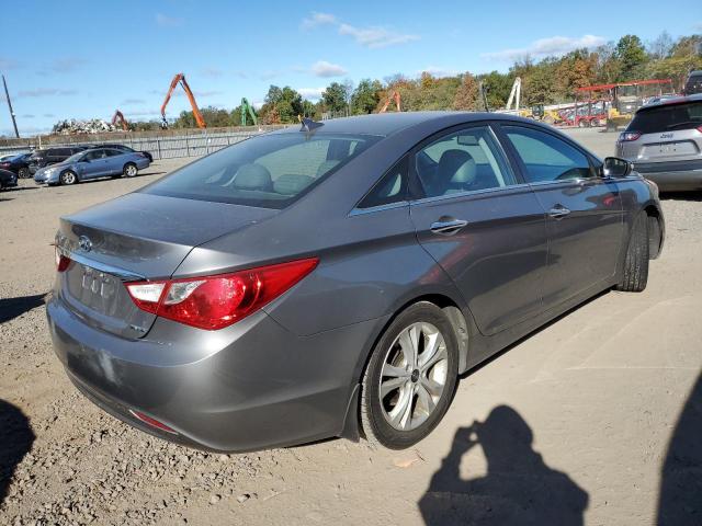 5NPEC4AC6DH557677 - 2013 HYUNDAI SONATA SE GRAY photo 3