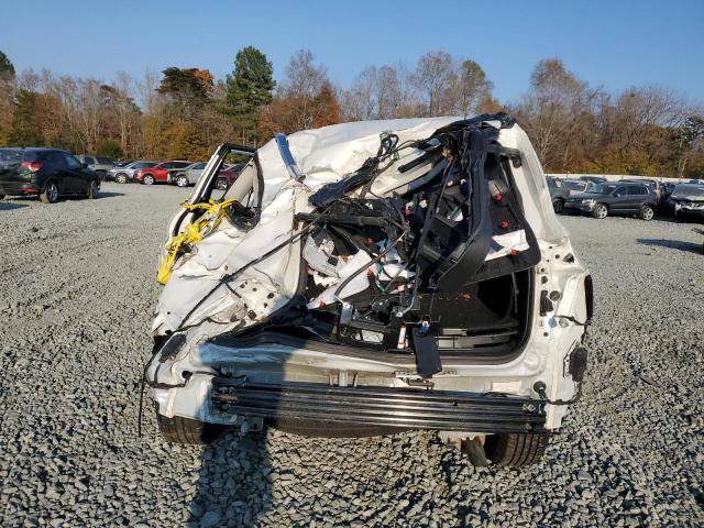 5TDGZRAH1MS517100 - 2021 TOYOTA HIGHLANDER XLE WHITE photo 6