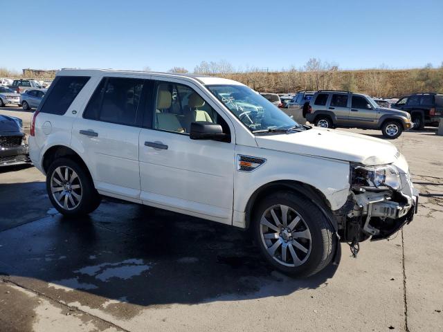 SALFT24N18H068350 - 2008 LAND ROVER LR2 HSE TECHNOLOGY WHITE photo 4